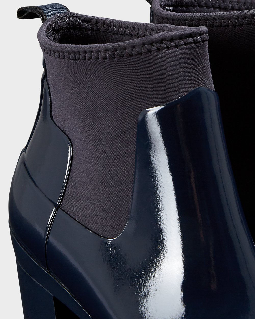 Hunter Refined Slim Fit Gloss Mid Heeled Boots - Buy Online Womens Navy - ILGSNP682